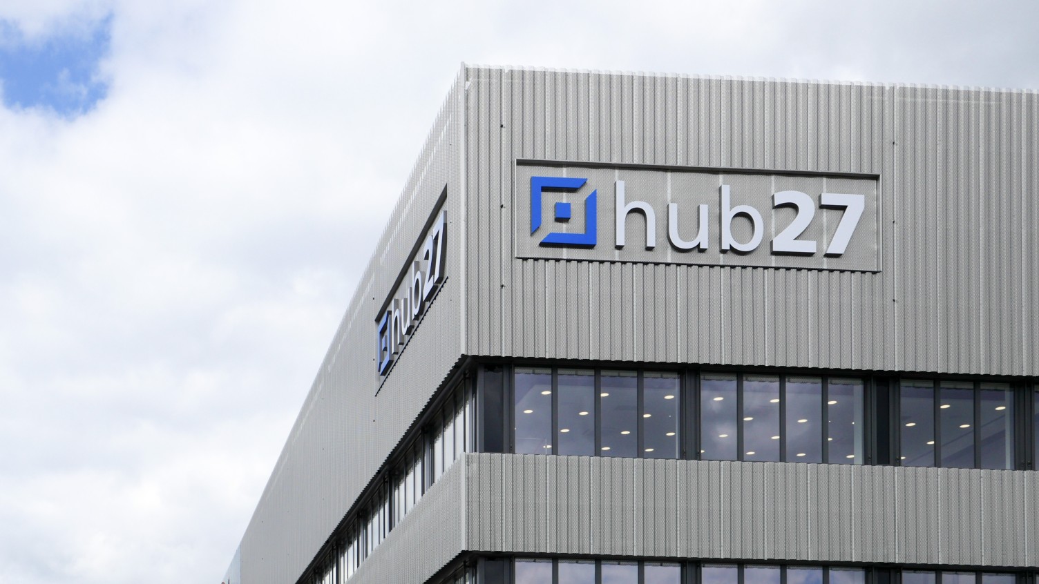 Hub27