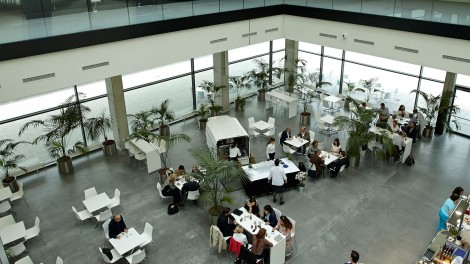 Cube Café