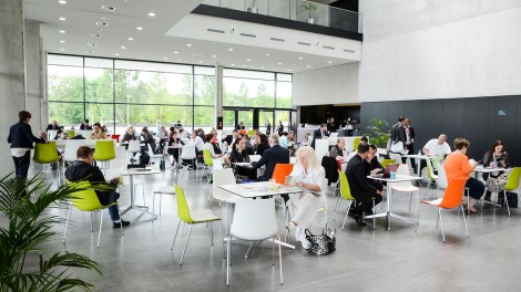 Cube Café