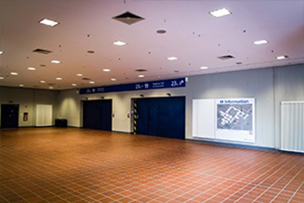 Hall 24