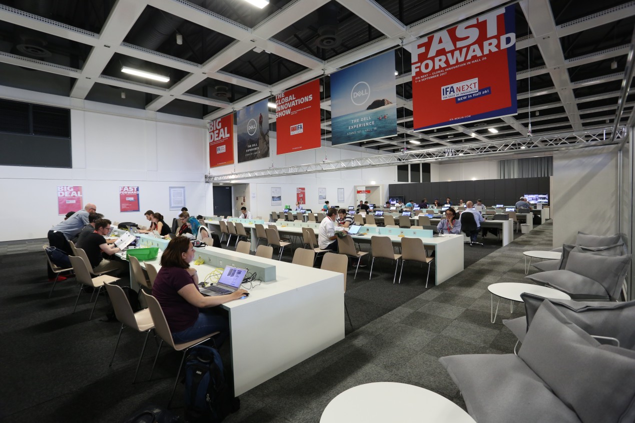 Press Center Hall 6.3