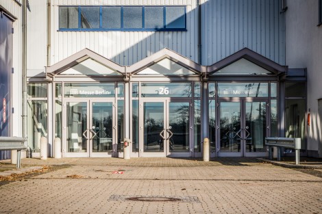Hall 26 Entrance